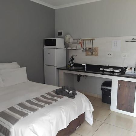 Country Rose Hotel Hluhluwe Exterior photo